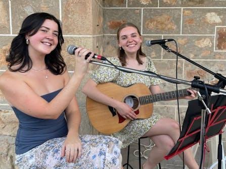 "Junelee" Sunday Session at Hill River Wines